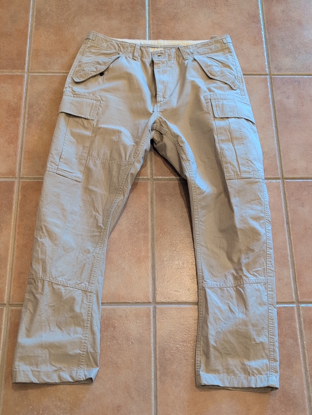 Ralph Lauren Men's Cargo Pants in Khaki
